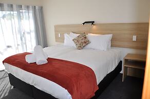 Balmoral Motel