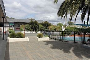 Balmoral Motel