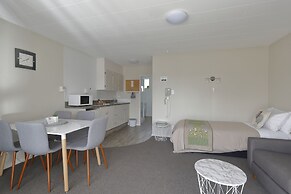 Aden Motel
