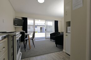 Aden Motel