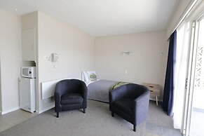 Aden Motel