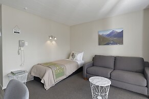 Aden Motel