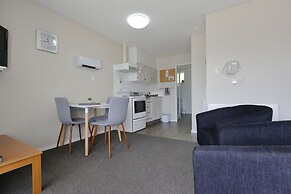 Aden Motel