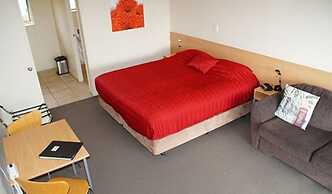 Taylors Motel