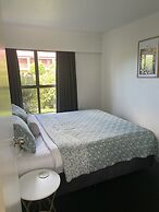 Colonial Motel