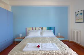 Iris Hotel