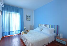 Iris Hotel