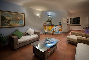 Iris Hotel