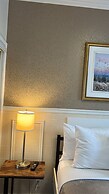 Parc Suites Hotel
