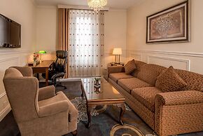 Parc Suites Hotel