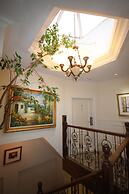 Parc Suites Hotel
