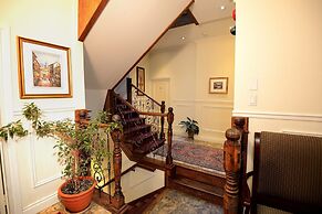 Parc Suites Hotel