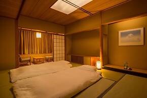 Miyajima Grand Hotel Arimoto