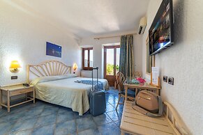 Punta Chiarito Resort