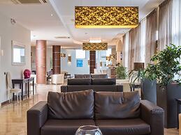 Hotel For You
