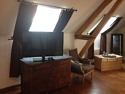 Hotel***Aunette Cottage Senlis