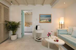 Iria Beach art hotel