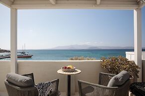 Iria Beach art hotel
