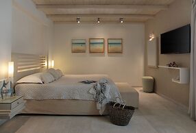 Iria Beach art hotel