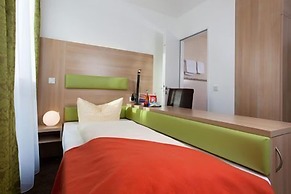 Hotel Aviva
