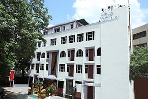 Hotel Park Residency