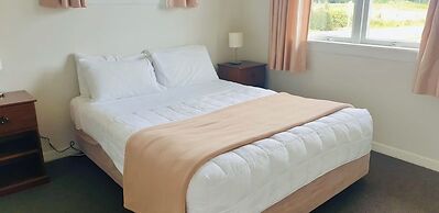 Glacier View Motel
