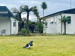 Glacier View Motel