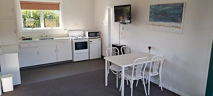 Glacier View Motel