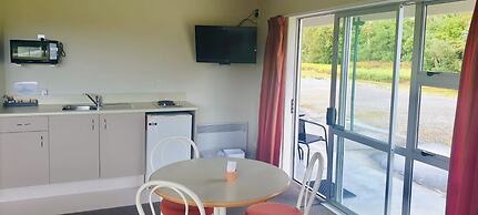 Glacier View Motel