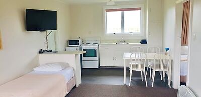 Glacier View Motel