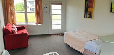 Glacier View Motel