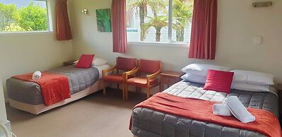 Glacier View Motel