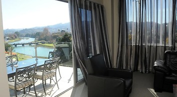 Emerald Hotel