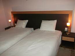 Hotel Vila Silia