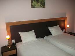 Hotel Vila Silia