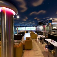Hotel Savera