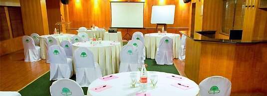 Hotel Savera
