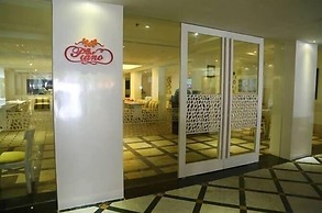 Hotel Savera