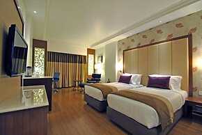 The Grand Magrath Hotel