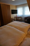 Hotel Weinhaus Grebel