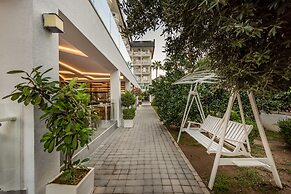 White City Beach - Adults Only