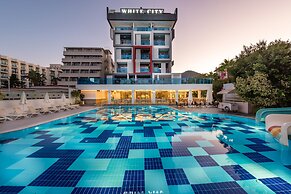 White City Beach - Adults Only