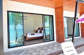 Lanta Seafront Resort