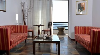 Limira Mare Hotel