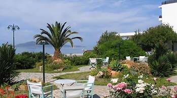 Limira Mare Hotel