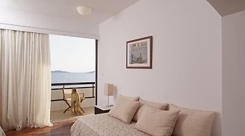 Limira Mare Hotel