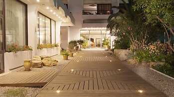 Limira Mare Hotel