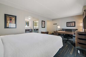 Hampton Inn & Suites Plattsburgh
