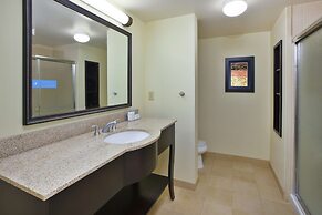 Hampton Inn & Suites Plattsburgh