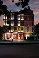 Cross Roads Inn
